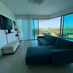Economico Apto Vista Al Mar.