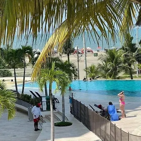 Economico Apto Vista Al Mar. Apartamento *