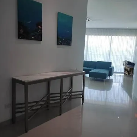 Economico Apto Vista Al Mar. *